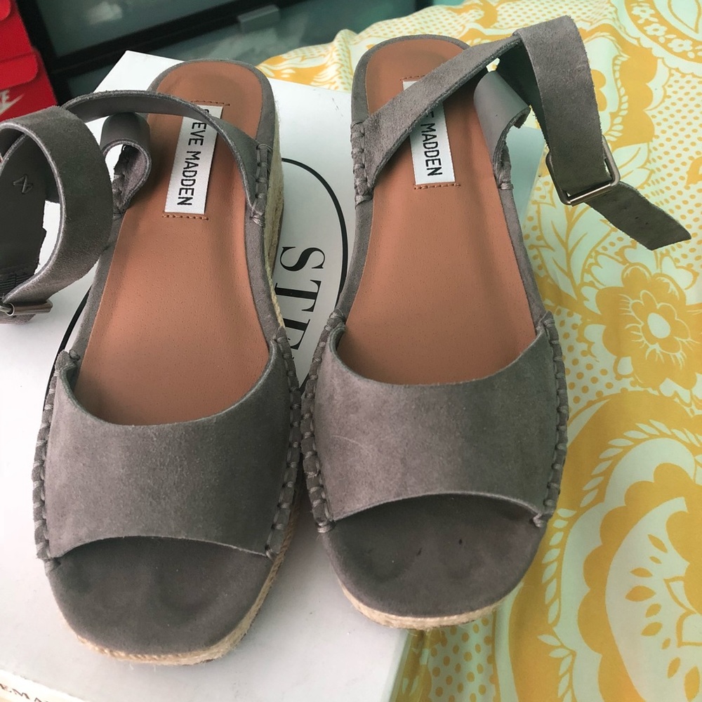 Steve Madden wedges
